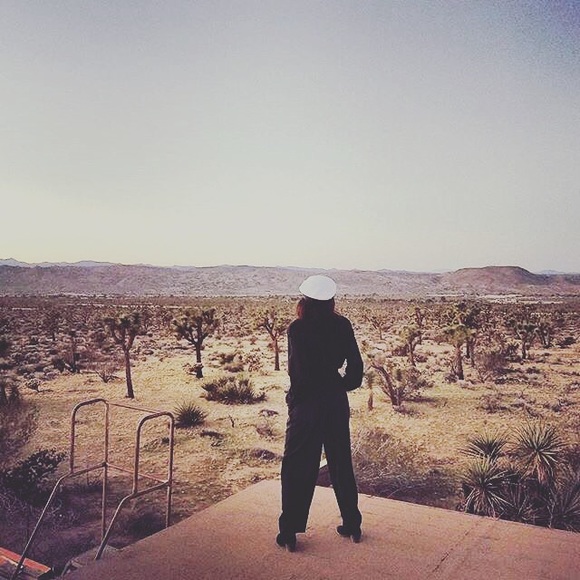 Meet your posher - Picture 4 of 4